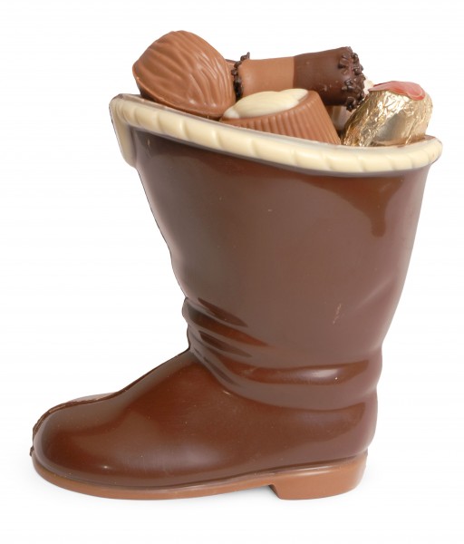 Weihnachtsstiefel groß gefüllt mit Pralinen